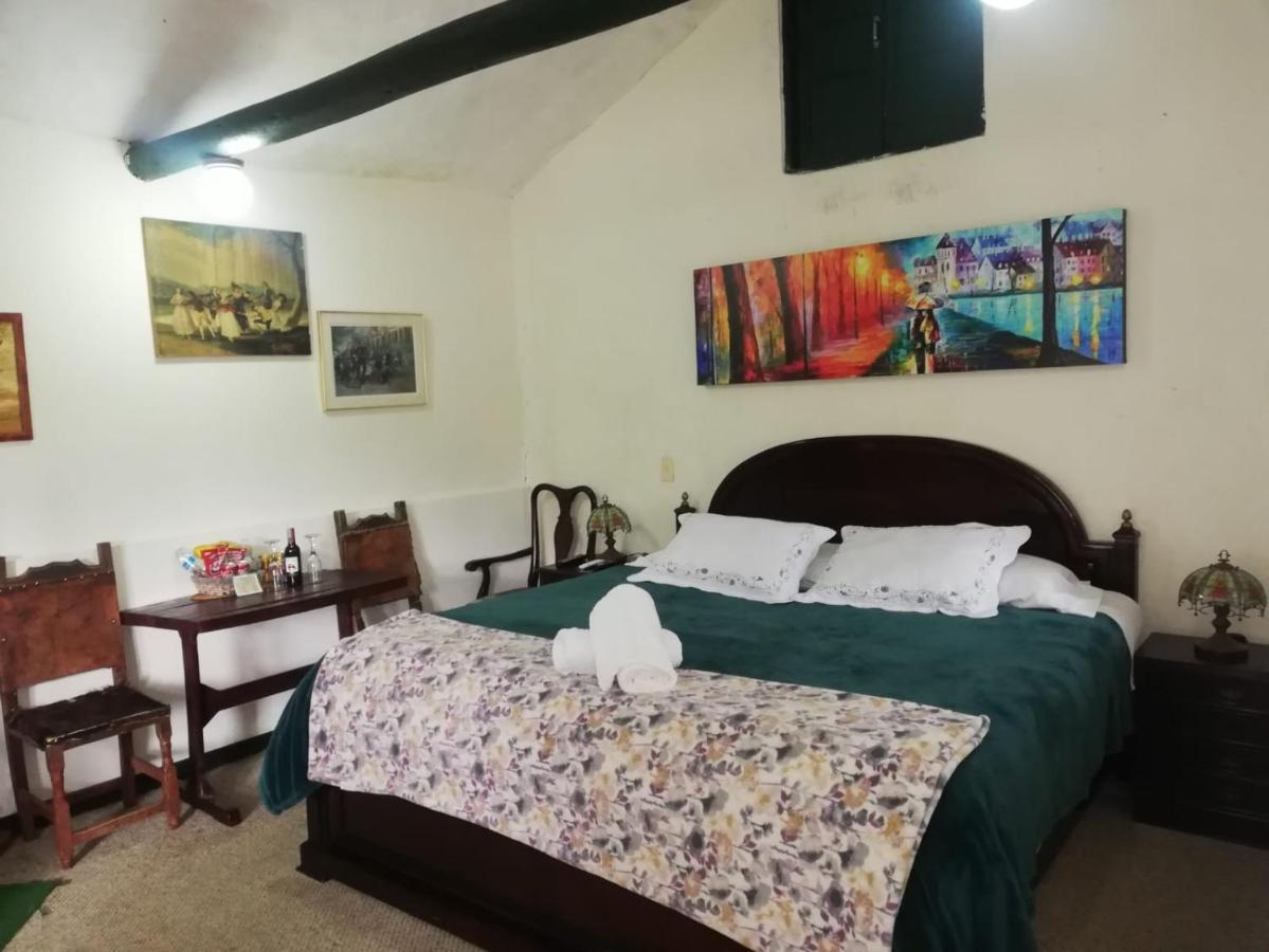 Hotel Y Centro De Convenciones Pueblito De Yerbabuena Paraiso Natural Chia Ngoại thất bức ảnh